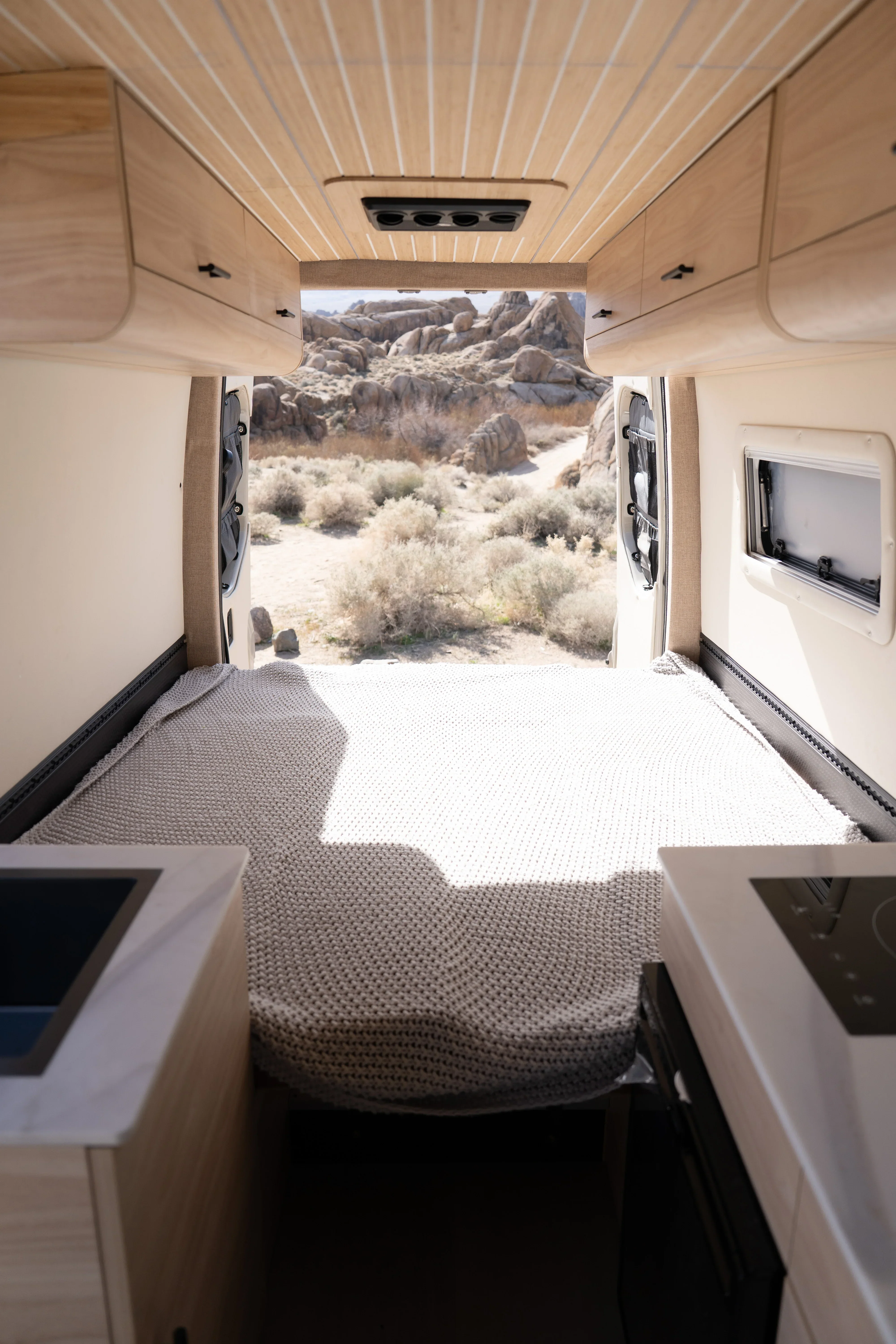 AWD Sprinter Social - "VAN Solo" - Image 10